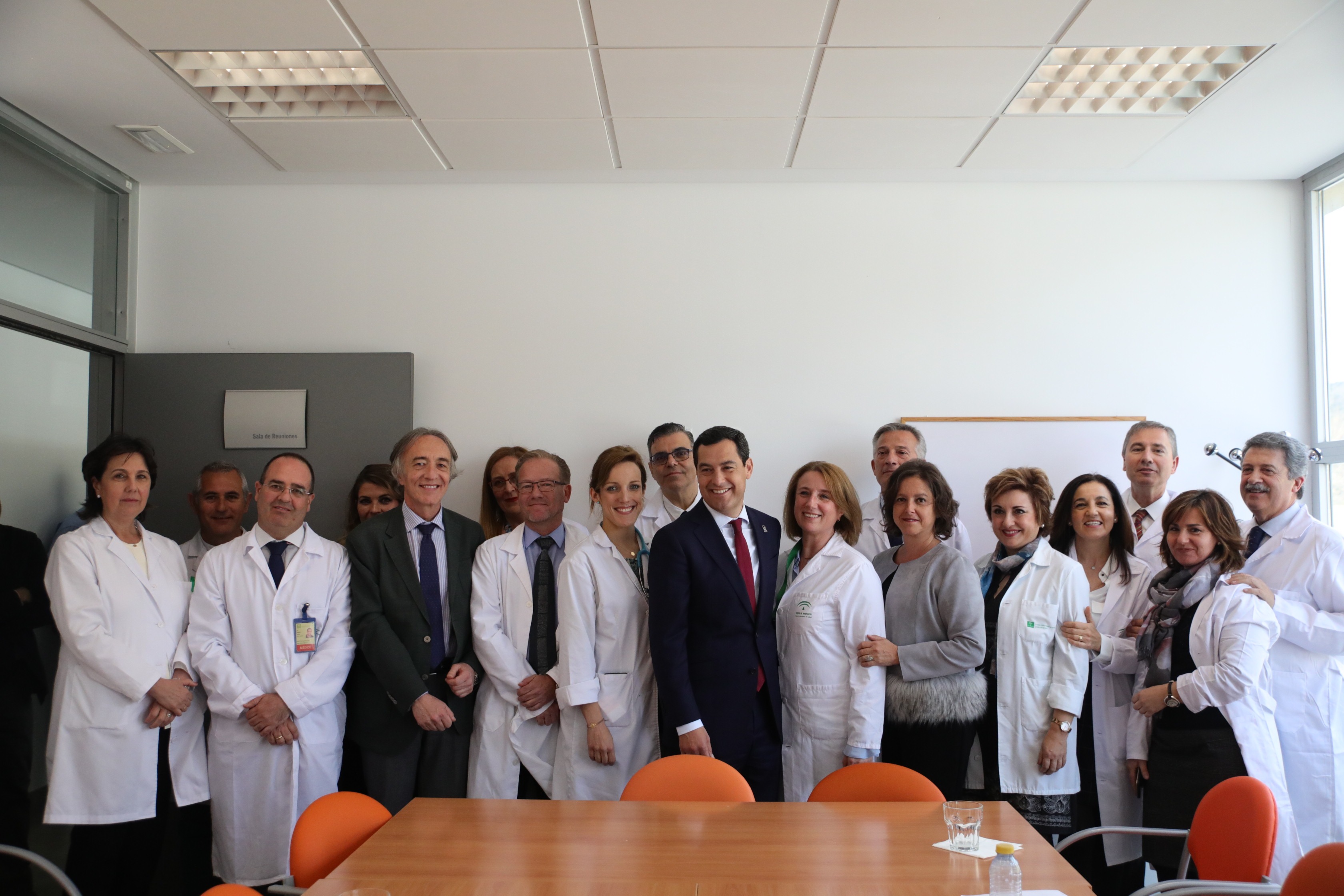 La gestión sanitaria, protagonista en la visita de Juanma Moreno a Granada La gestión sanitaria, protagonista en la visita de Juanma Moreno a Granada