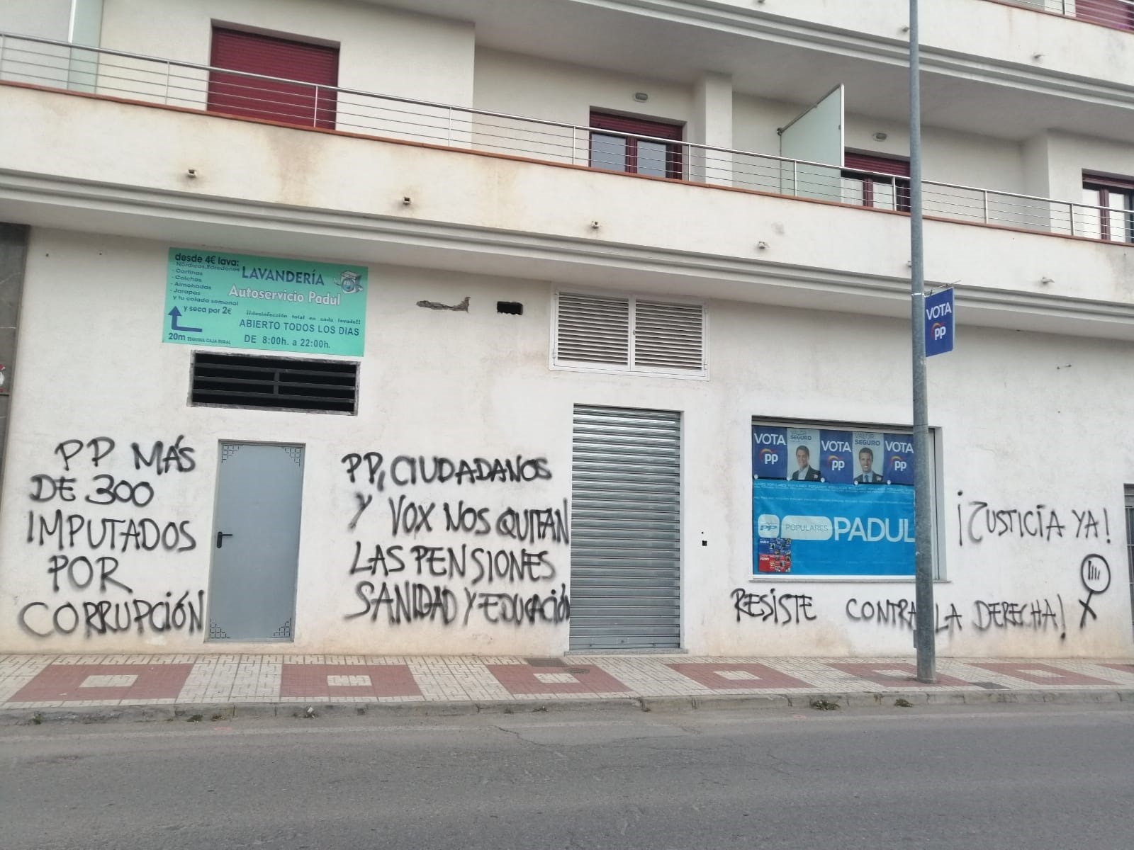 El PP de Padul denuncia pintadas «difamatorias» en su sede en plena jornada electoral