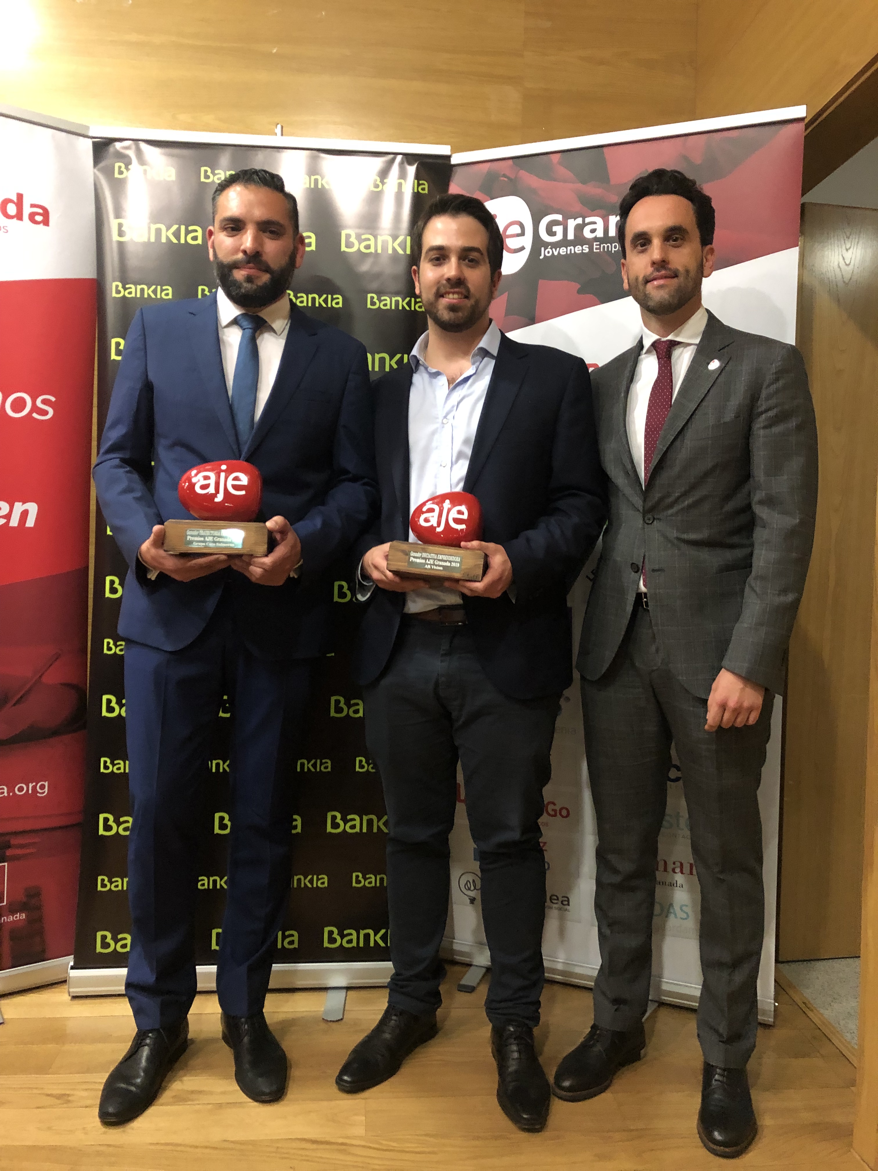 Los premios AJE Granada 2019 galardonan a AR Visión y al Grupo Caro Salmerón