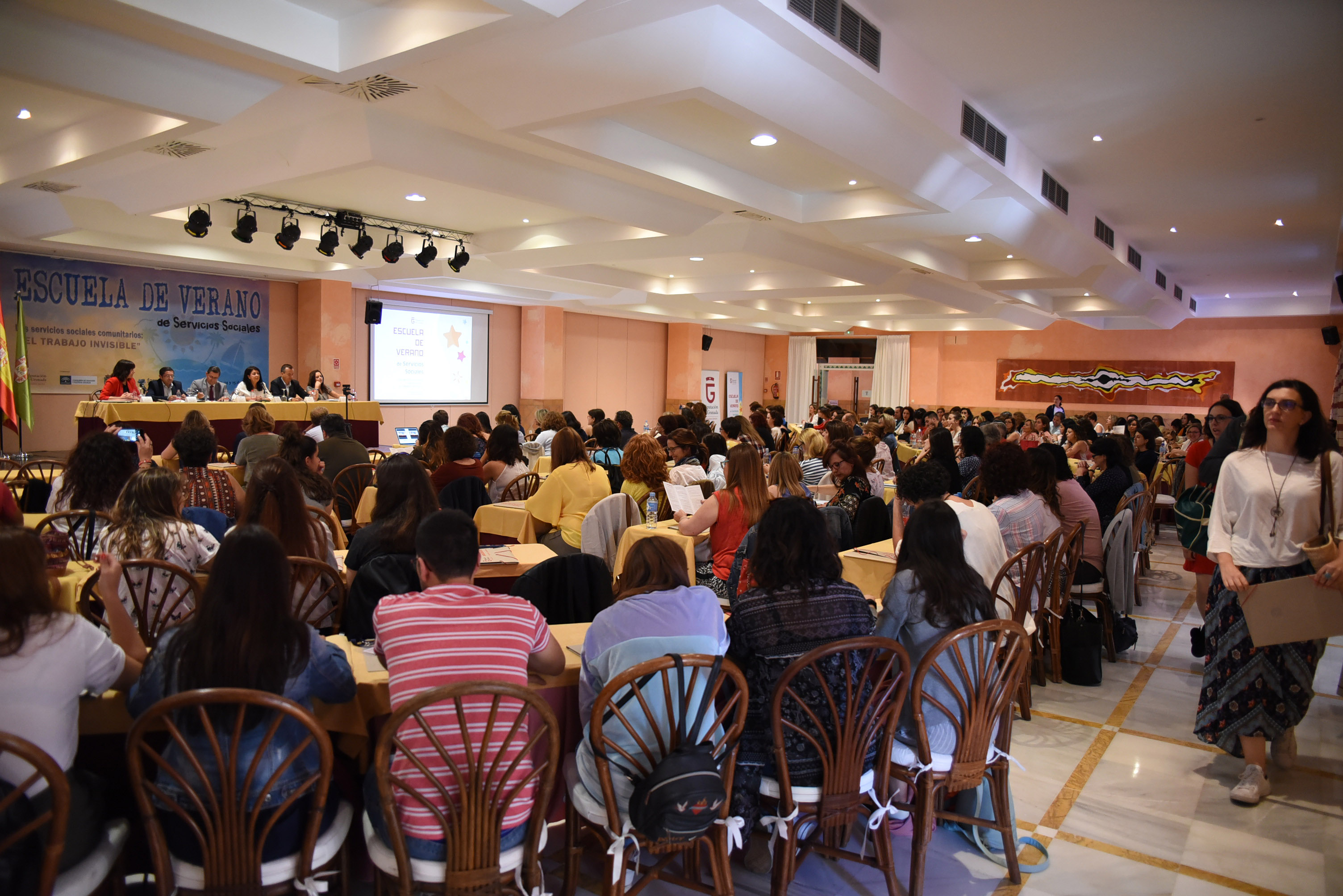 La Escuela de Verano de Diputación formará en atención personal y comunitaria de proximidad La Escuela de Verano de Diputación formará en atención personal y comunitaria de proximidad