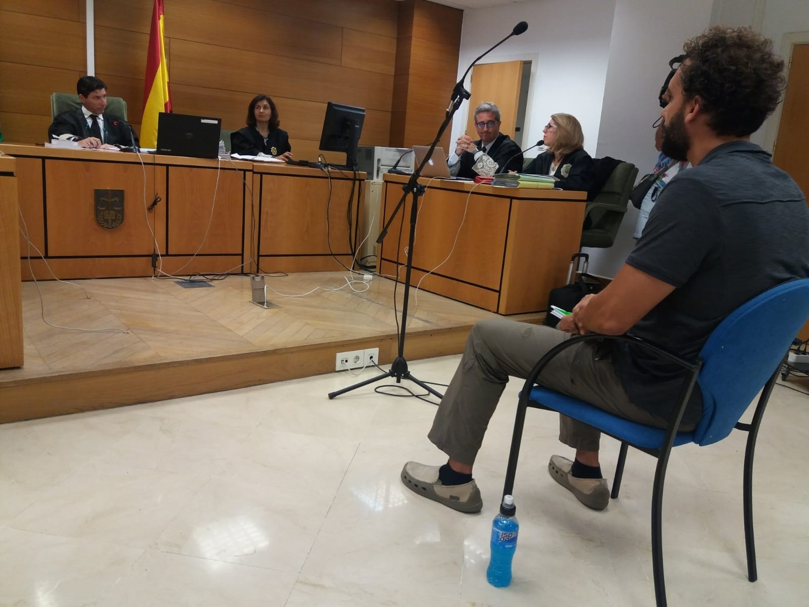 Las injurias de Candel contra Susana Díaz le cuestan una multa de 6.480 euros