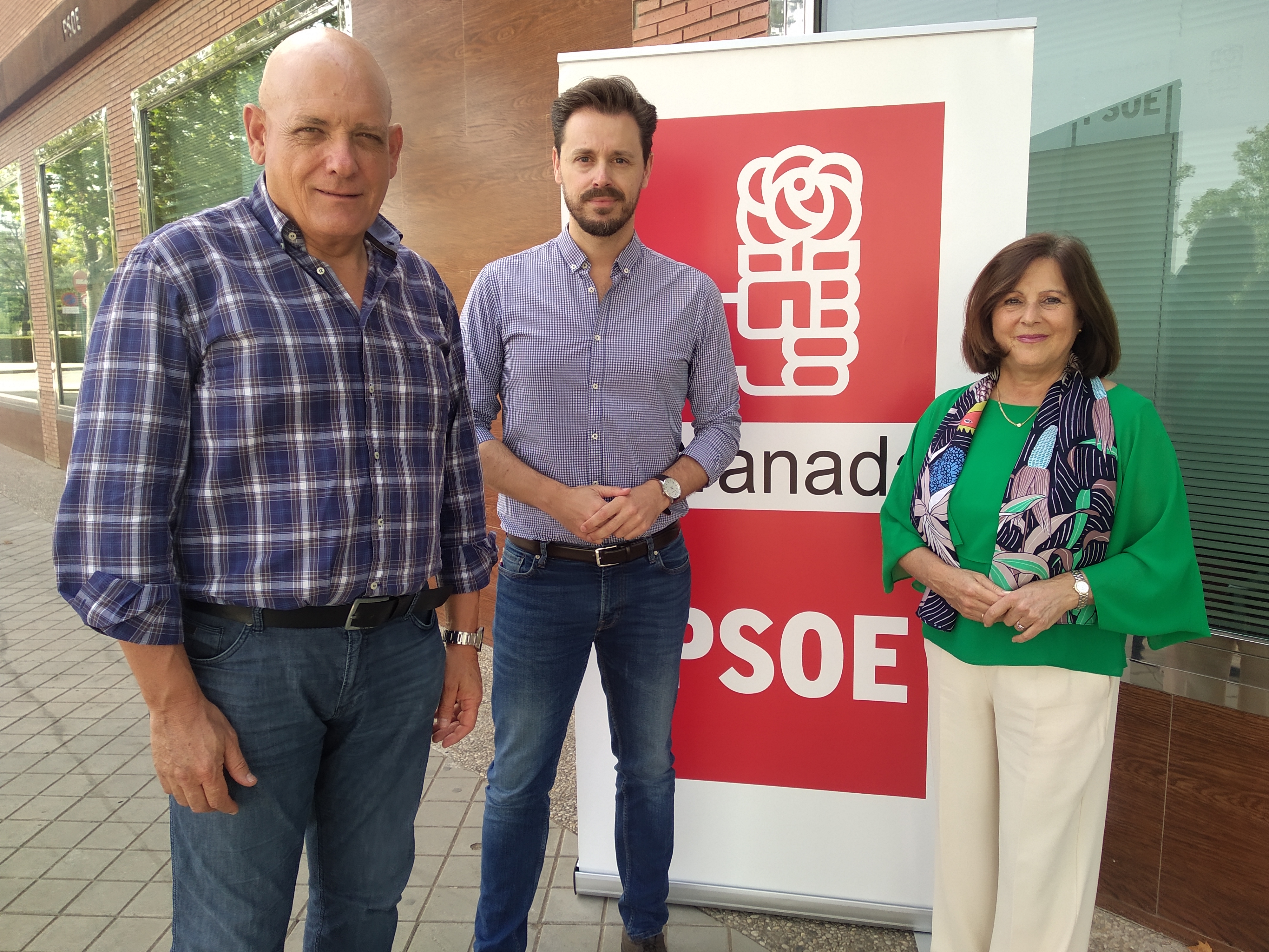 El PSOE rechaza las cuentas de la Junta, que «dejan en el aire» la ampliación del metro y otros proyectos
