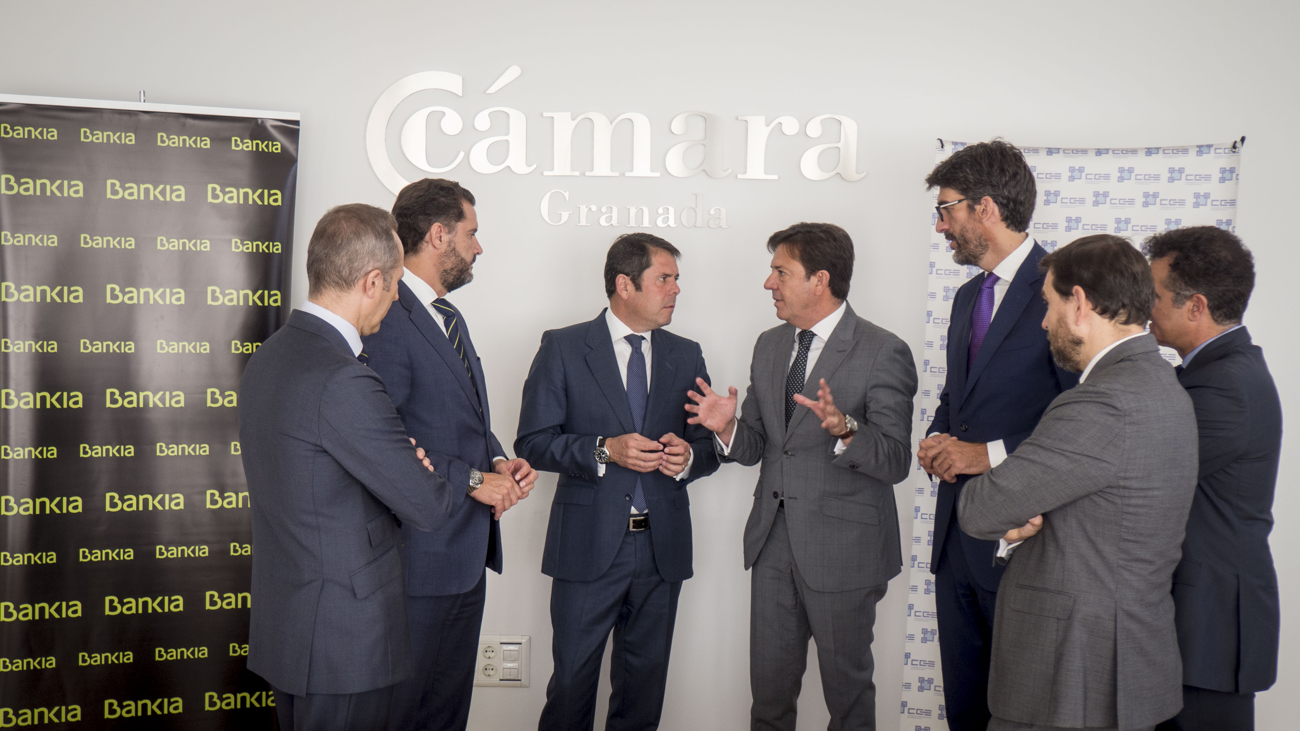 Bankia se suma a las empresas asociadas conjuntamente a la Cámara de Granada y la CGE Bankia se suma a las empresas asociadas conjuntamente a la Cámara de Granada y la CGE