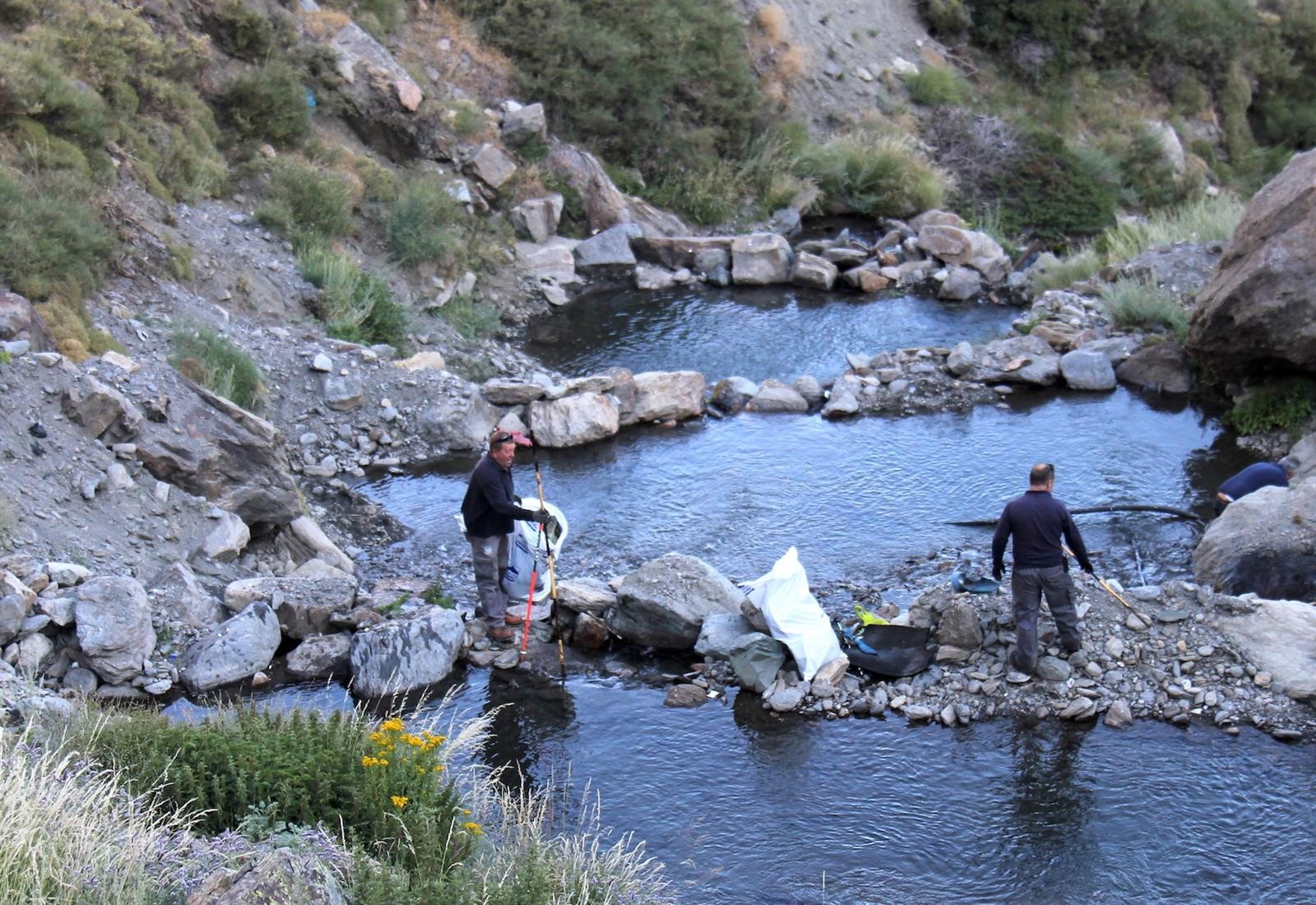 Sierra Nevada activa una campaña de sensibilización ambiental en temporada de verano