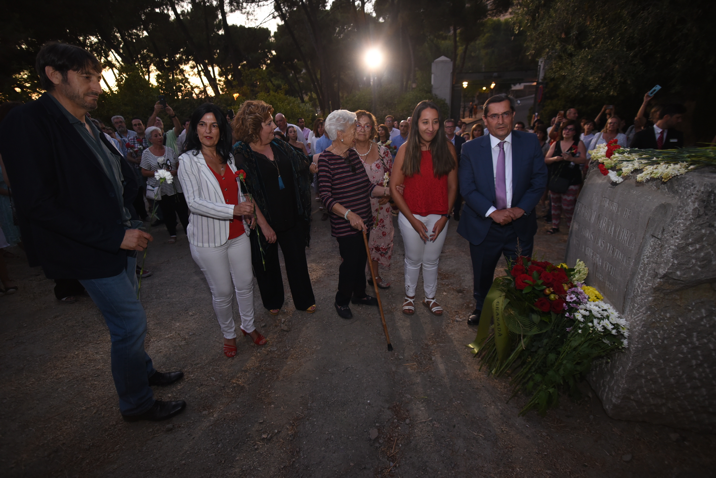 Alfacar rinde homenaje a las víctimas de la guerra civil en el 83 aniversario del fusilamiento de Lorca