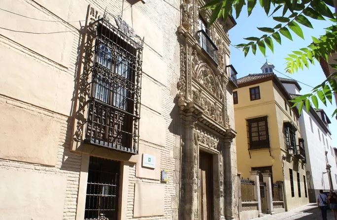 UGT denuncia la falta de personal en los Museos gestionados por Cultura en Granada