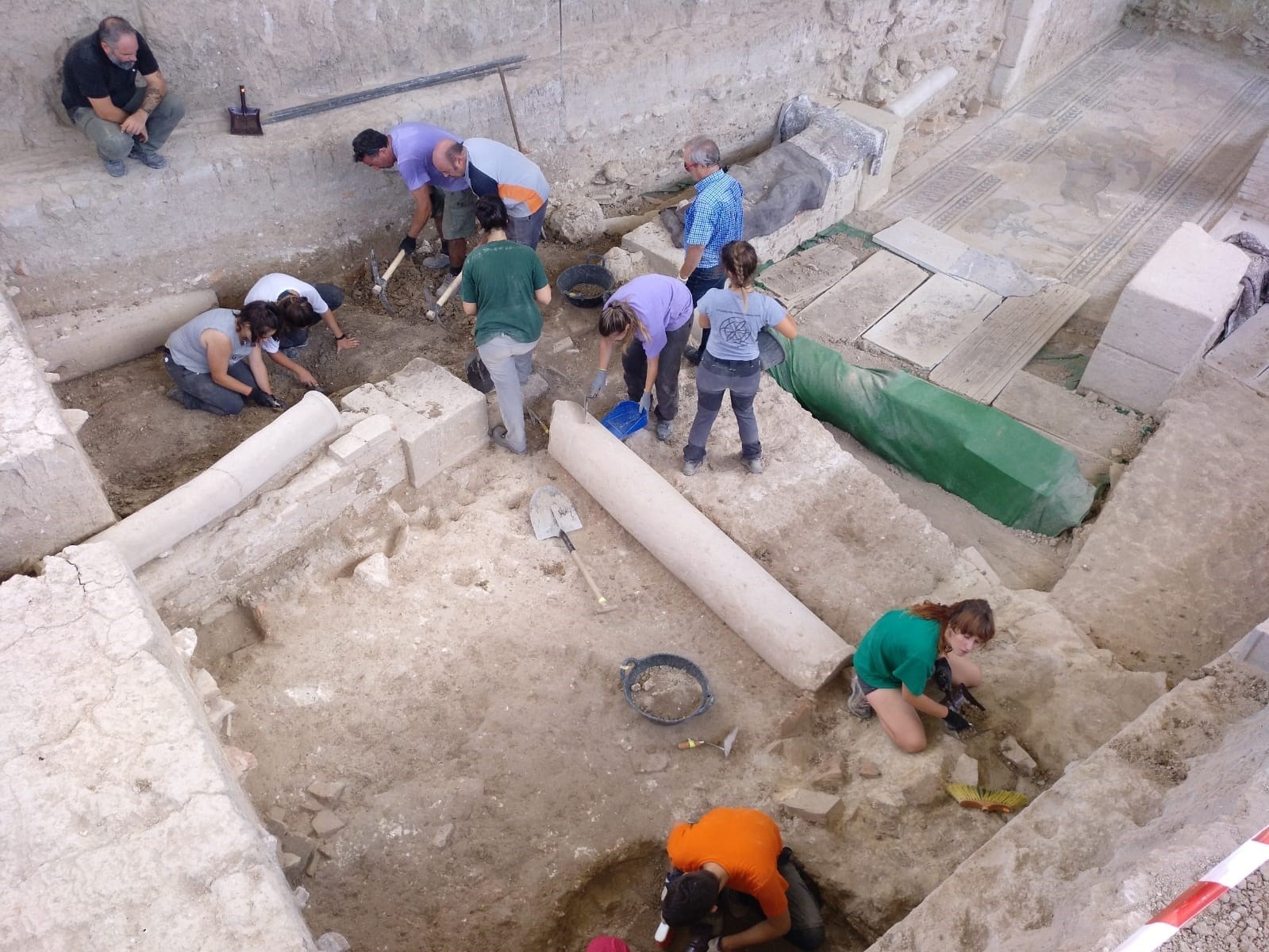 Finaliza la cuarta campaña de excavaciones en Salar con la aparición del ‘dominus’ del mosaico romano