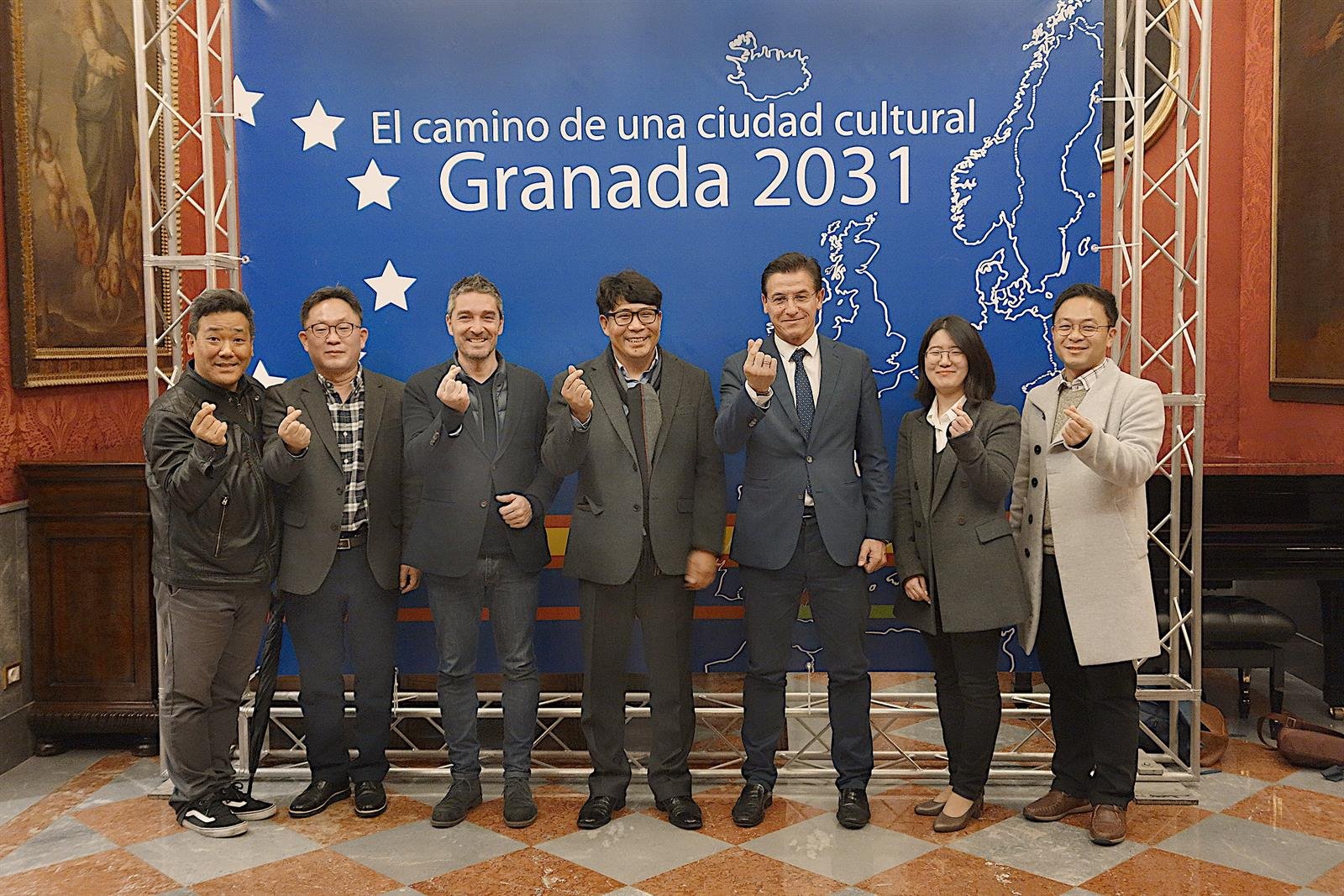 Una delegación de Corea del Sur visita el Ayuntamiento para conocer su gestión cultural y artística