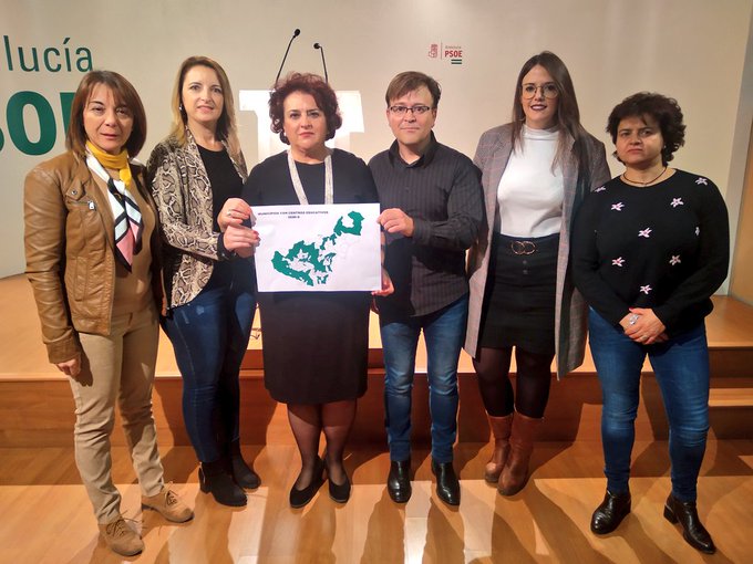 El PSOE exige “transparencia” y denuncia la unificación de etapas educativas en la provincia