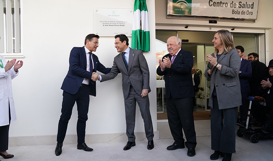 Moreno inaugura el Centro de Salud de Bola de Oro