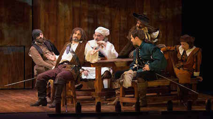 Jose Luis Gil es Cyrano de Bergerac en el Isabel la Católica Jose Luis Gil es Cyrano de Bergerac en el Isabel la Católica