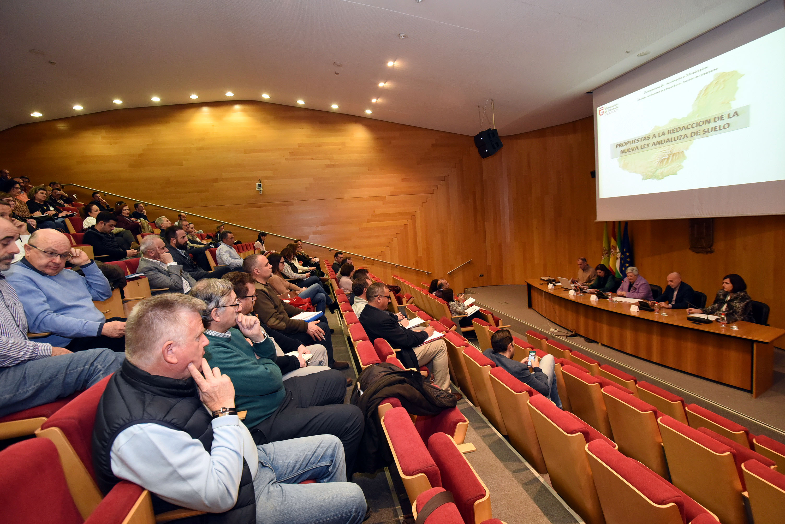 Diputación propone que la futura ley urbanística de Andalucía atienda al fenómeno de la despoblación