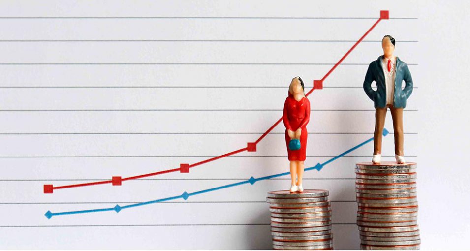 Las mujeres ganan una media de 3.200 euros menos que los hombres en la Administración Pública, según el CSIF