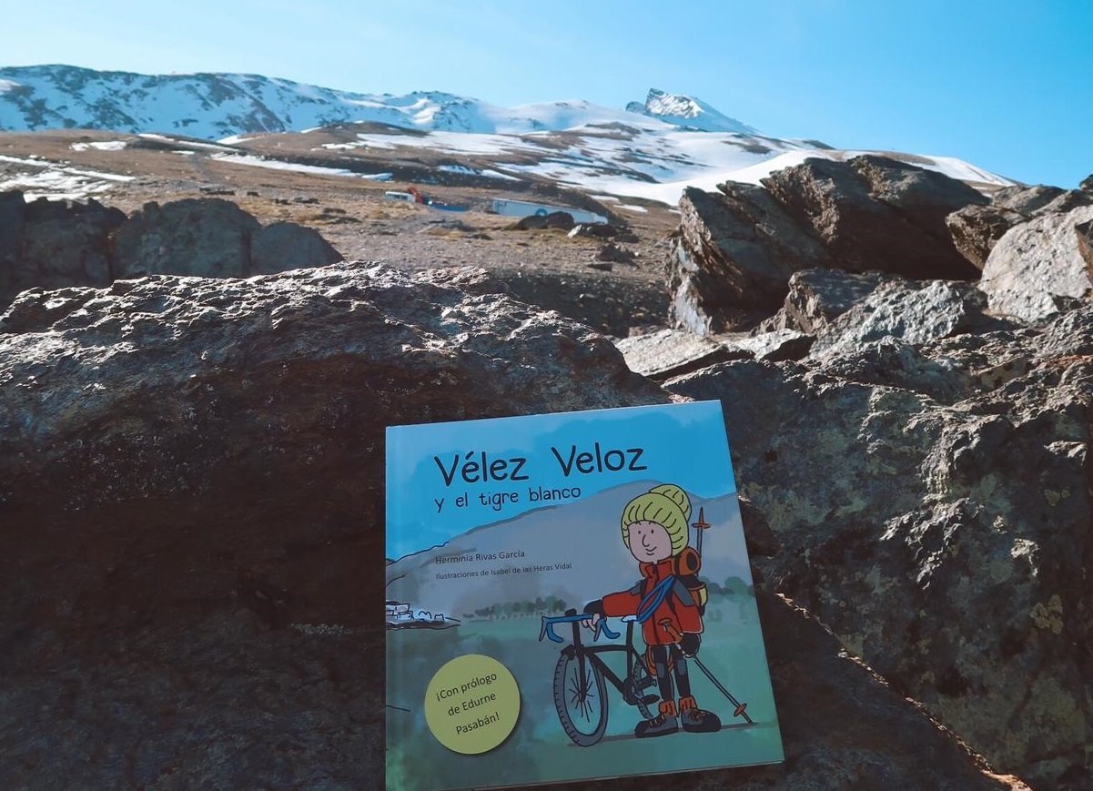 Un libro repasa la vida del montañero granadino Antonio Vélez, desaparecido en los Alpes en 2017