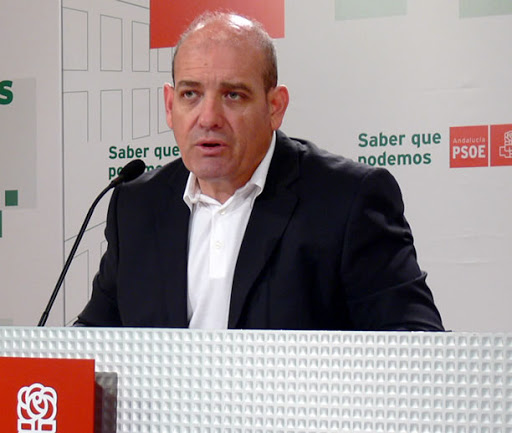 El PSOE eleva al Parlamento el “mal estado” de la vía de servicio de la A-92 entre Láchar y Moraleda de Zafayona