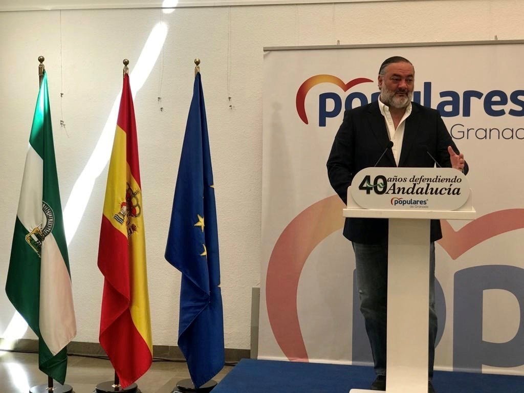 Pablo García exige al gobierno de Sánchez la recuperación de las conexiones para la provincia de Granada