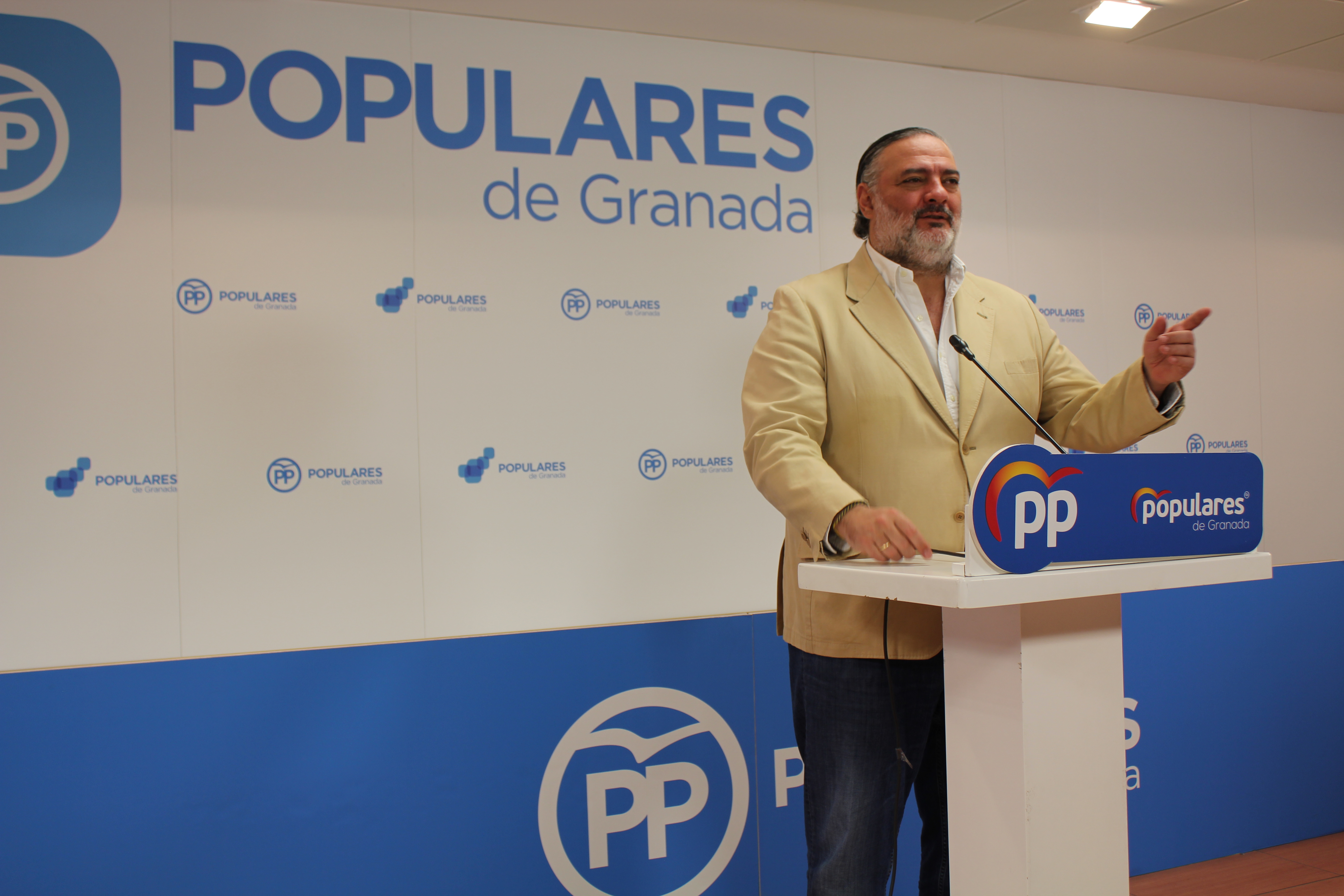 Pablo García critica que Sánchez y la izquierda radical echen el freno a Granada dejándola en la Fase 1