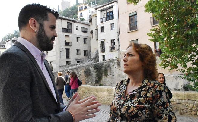 IU sostiene que la Junta y Ayuntamiento “esconden bajo la Alhambra la nula financiación de obras en Granada”
