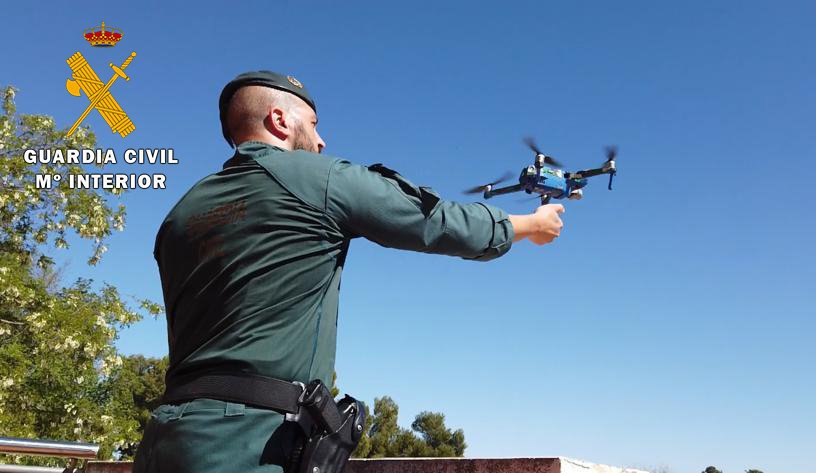 Agentes, militares y bomberos se forman este sábado en Padul en la operativa de emergencias con drones