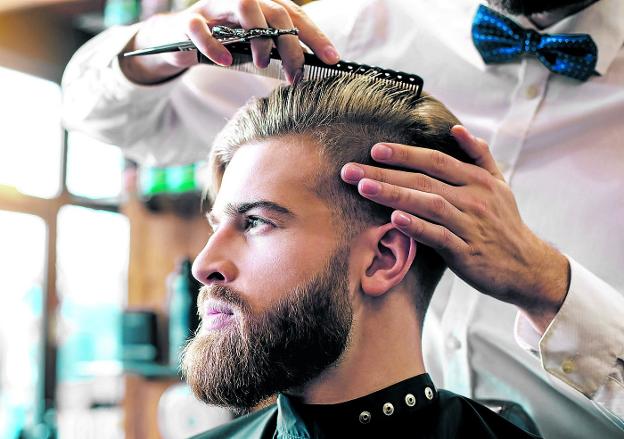 Los peluqueros se movilizan el próximo 20 de octubre por un IVA reducido