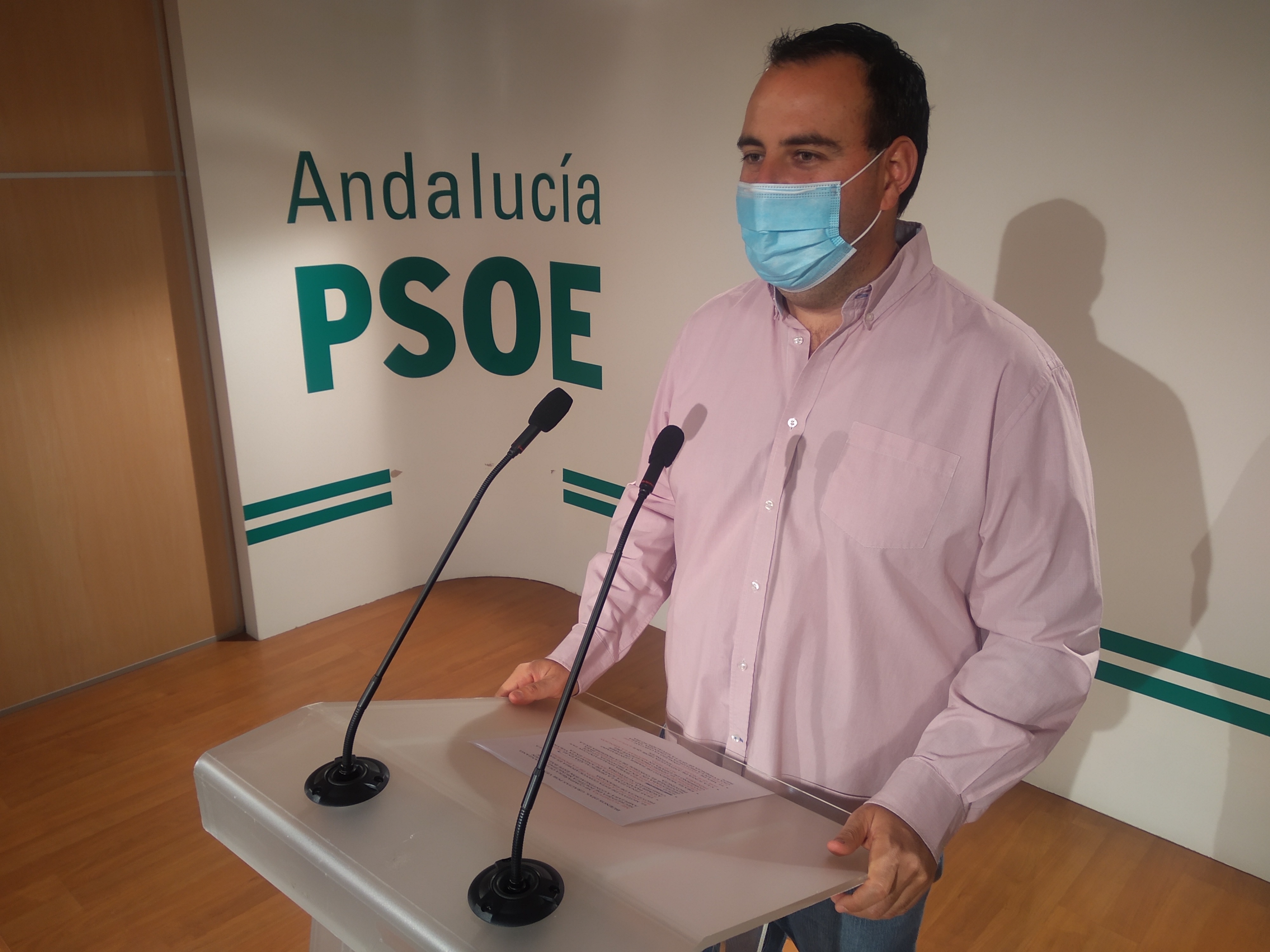 El PSOE reclama a la Junta criterios comunes para el lugar de vacunación a los mayores de la provincia