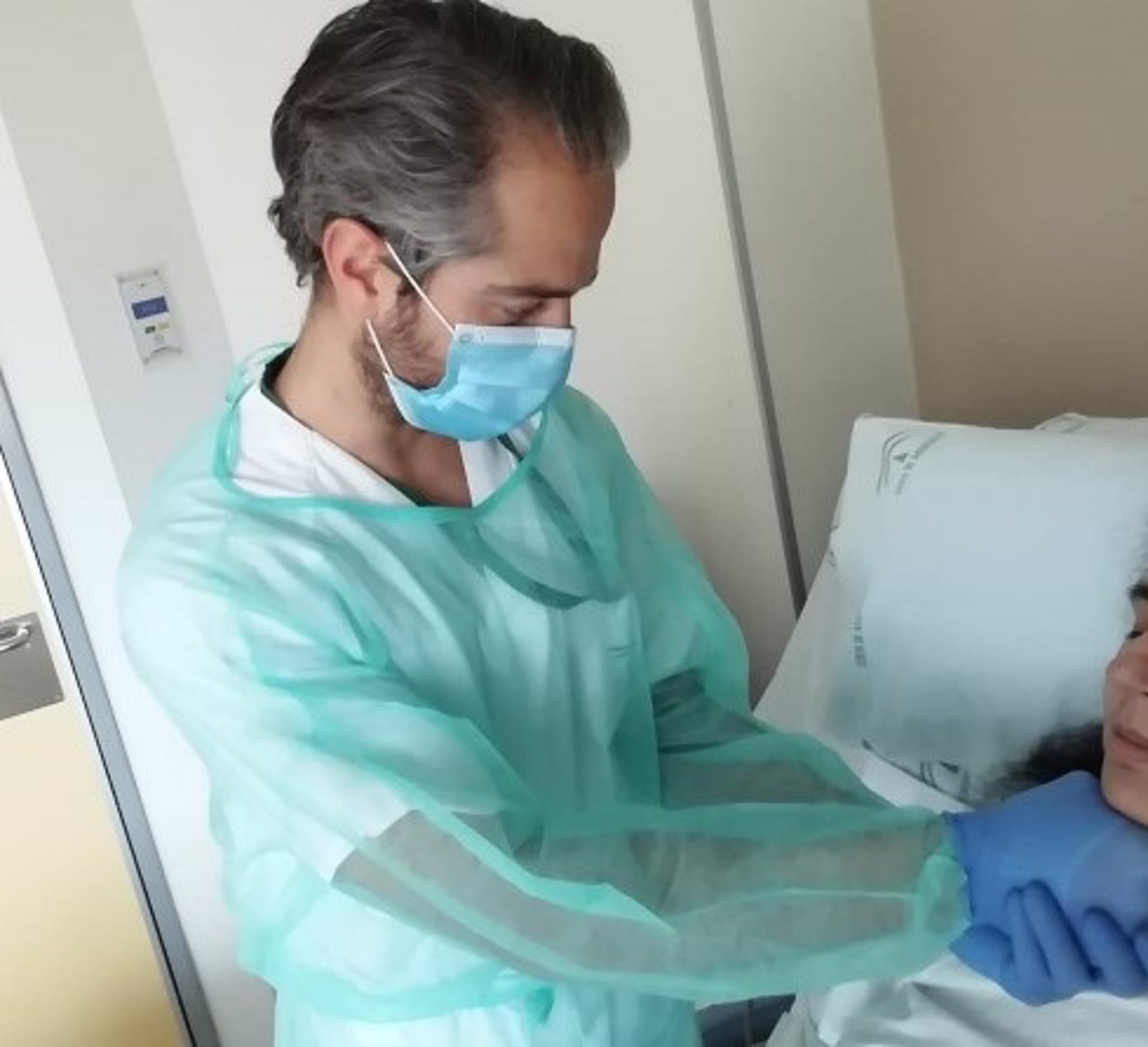 El Hospital Virgen de las Nieves cuenta con una unidad para tratar problemas en la deglución de alimentos