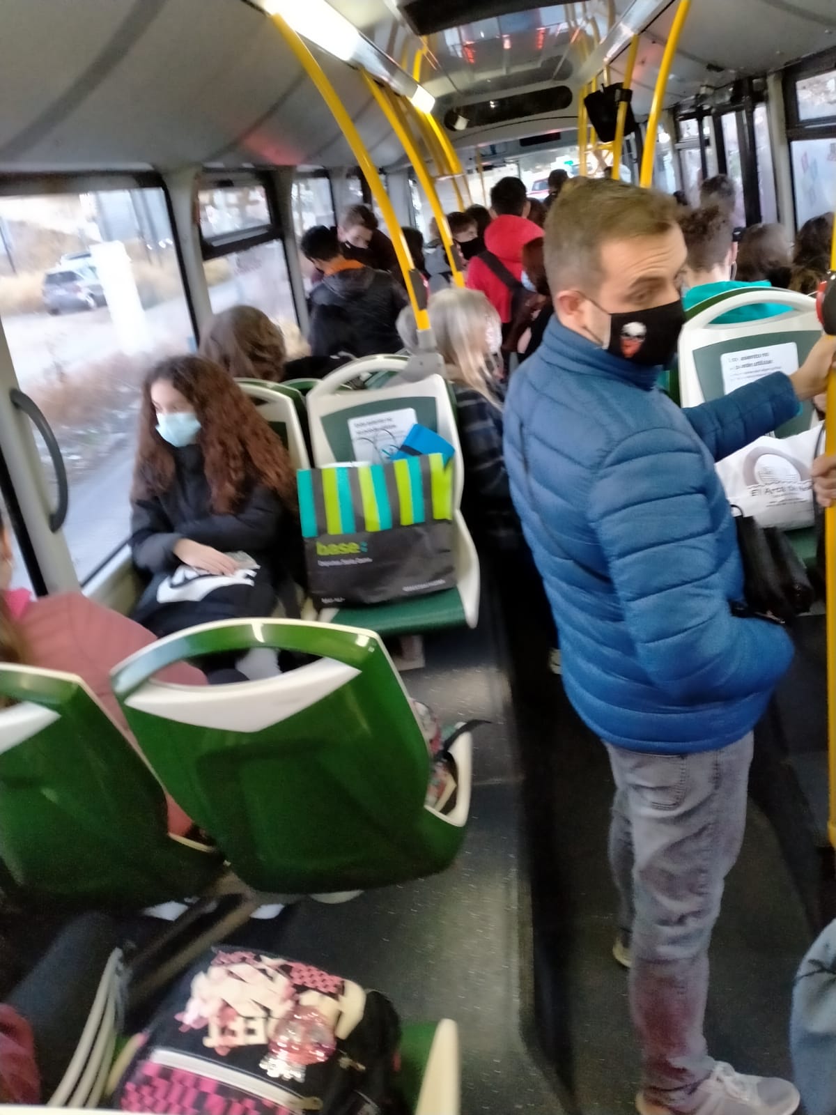 El Gobierno destina 7 millones para paliar la caída de ingresos en el transporte público en Granada, Baza, Motril y Almuñécar