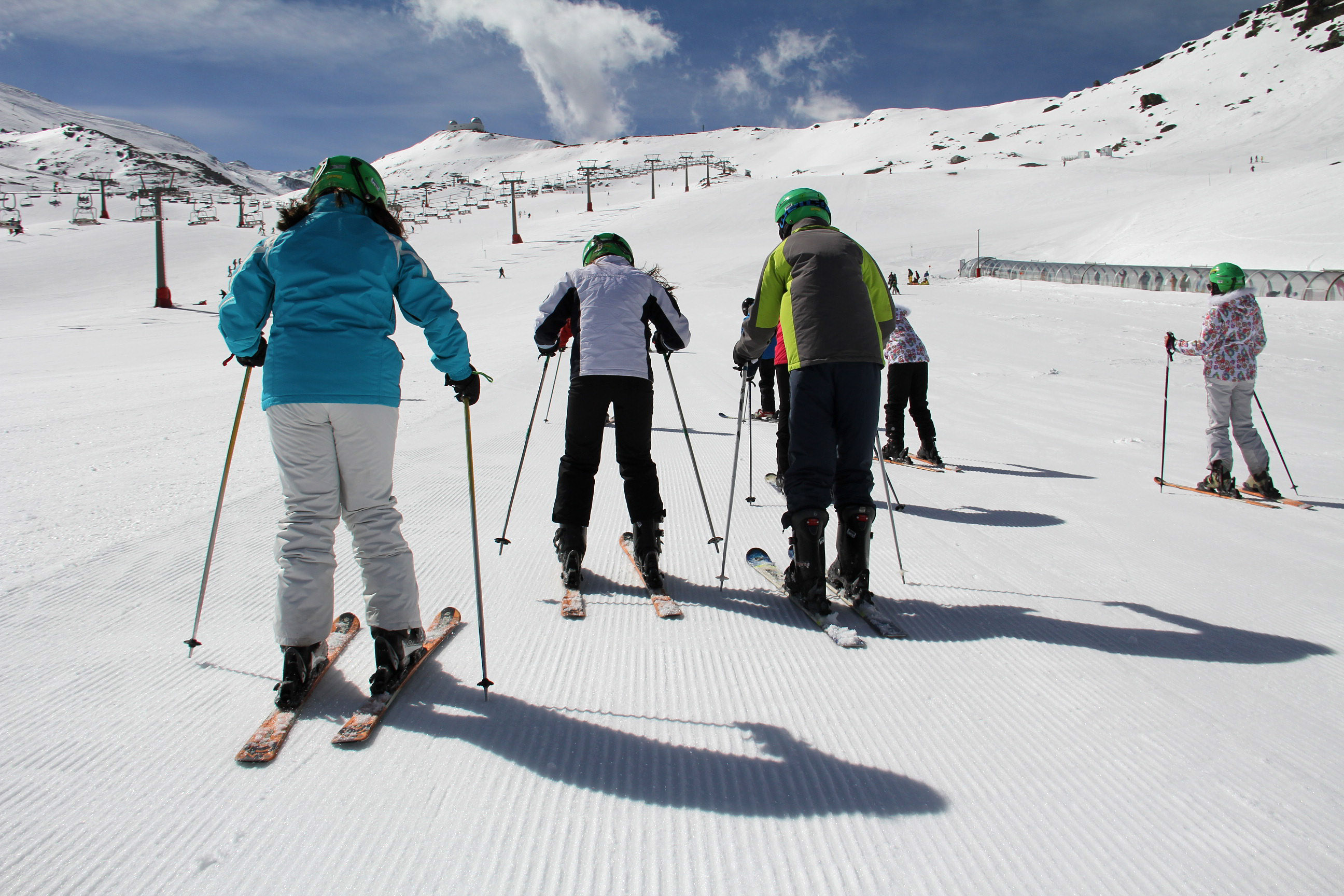 Diputación facilitará la práctica del esquí a vecinos y vecinas de pequeños municipios de la provincia