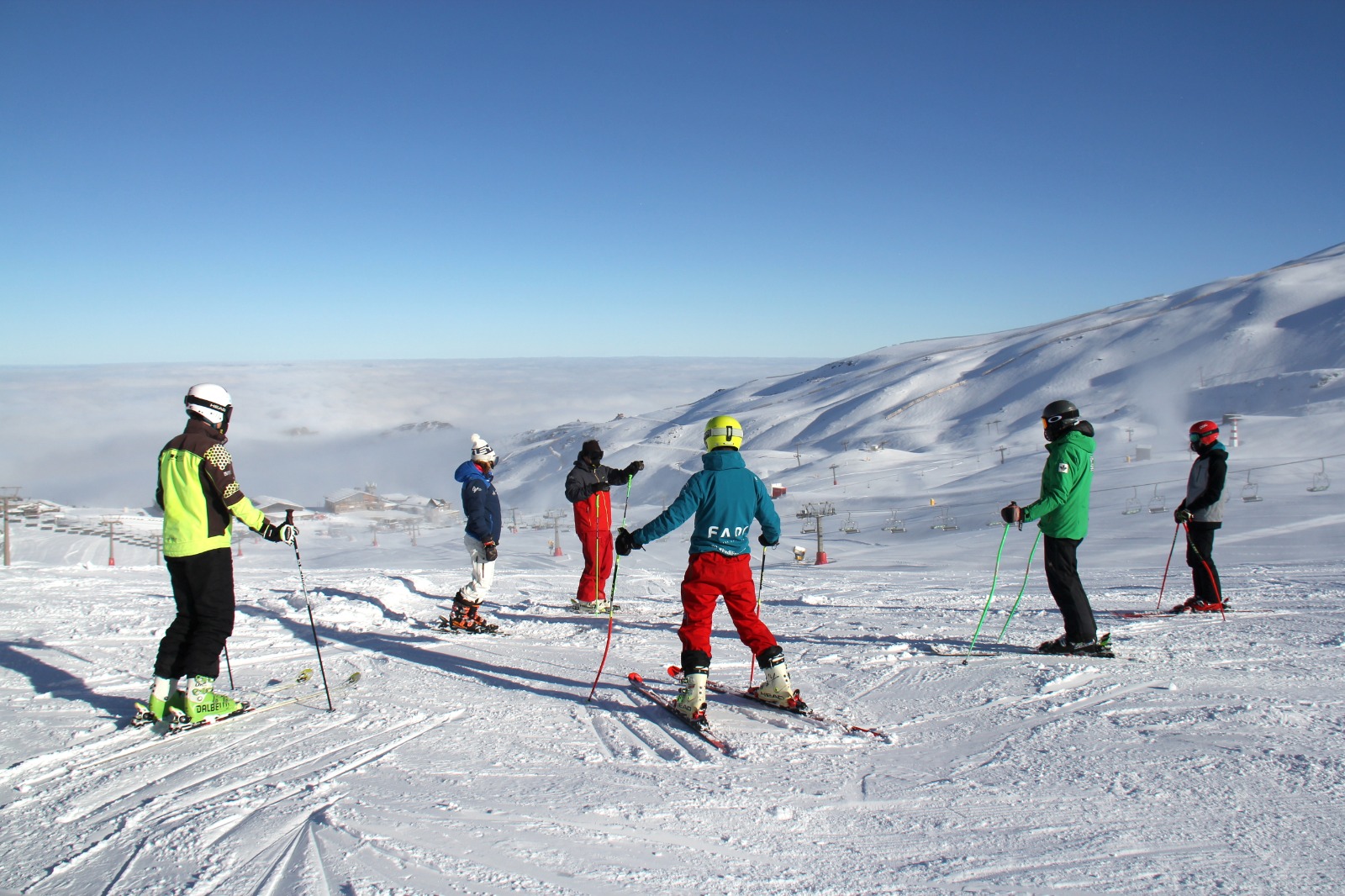 Sierra Nevada ha recibido a 18.000 esquiadores durante el fin de semana