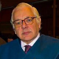 José Luis Pérez-Serrabona González toma posesión como decano de la Facultad de Derecho