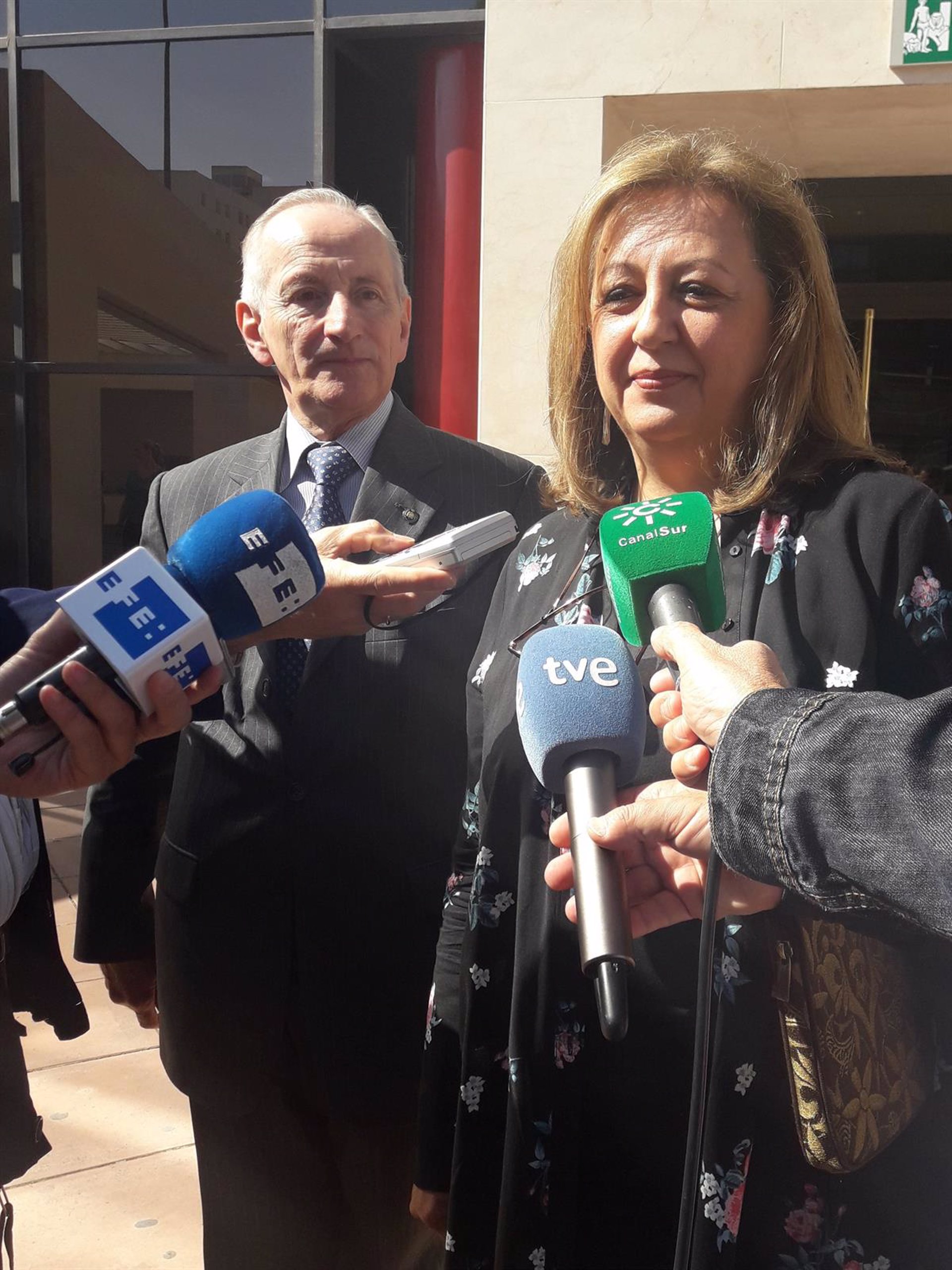Abren juicio oral contra la exdirectora de la Alhambra por el caso audioguías