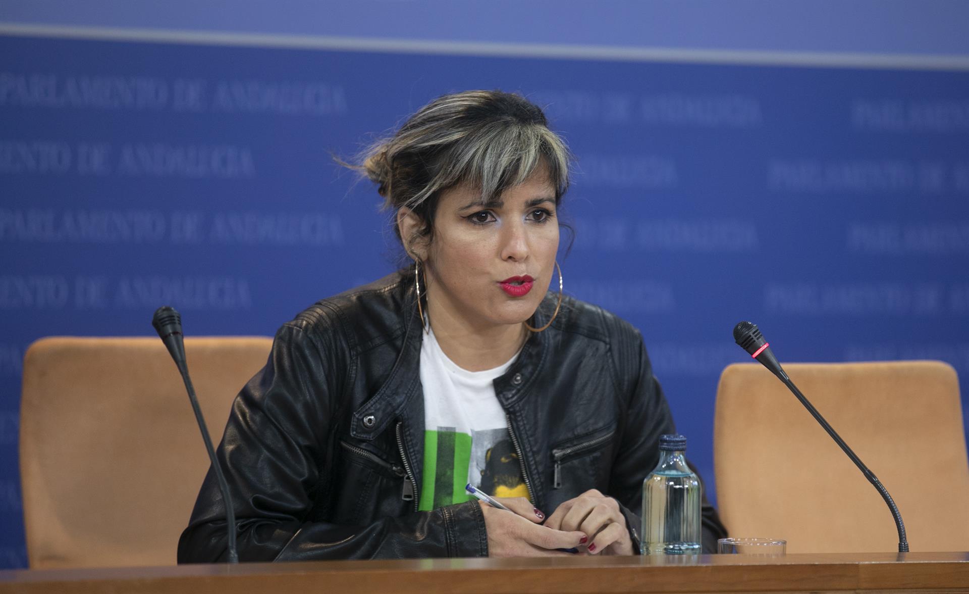 Teresa Rodríguez ve «escandaloso» lo ocurrido con Juana Rivas y urge evitar su ingreso en prisión