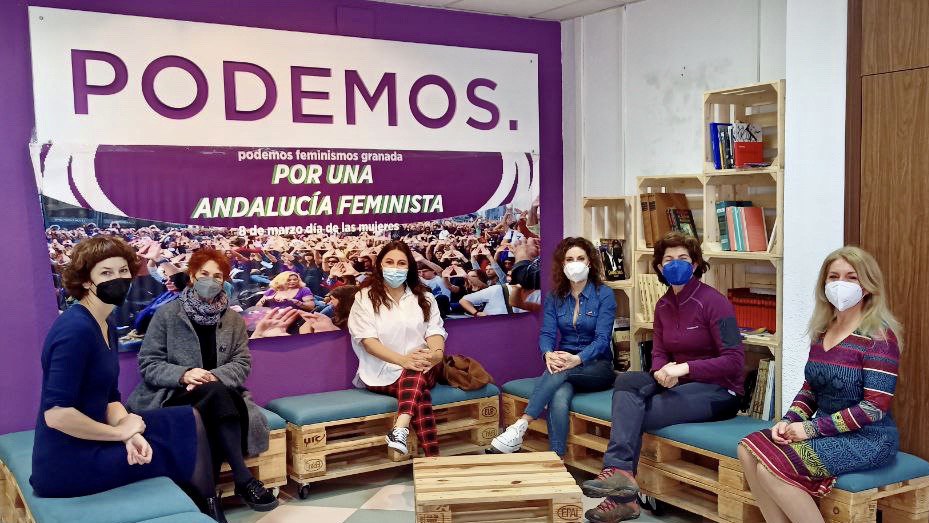 Las concejalas de Podemos Granada celebran un «café feminista»