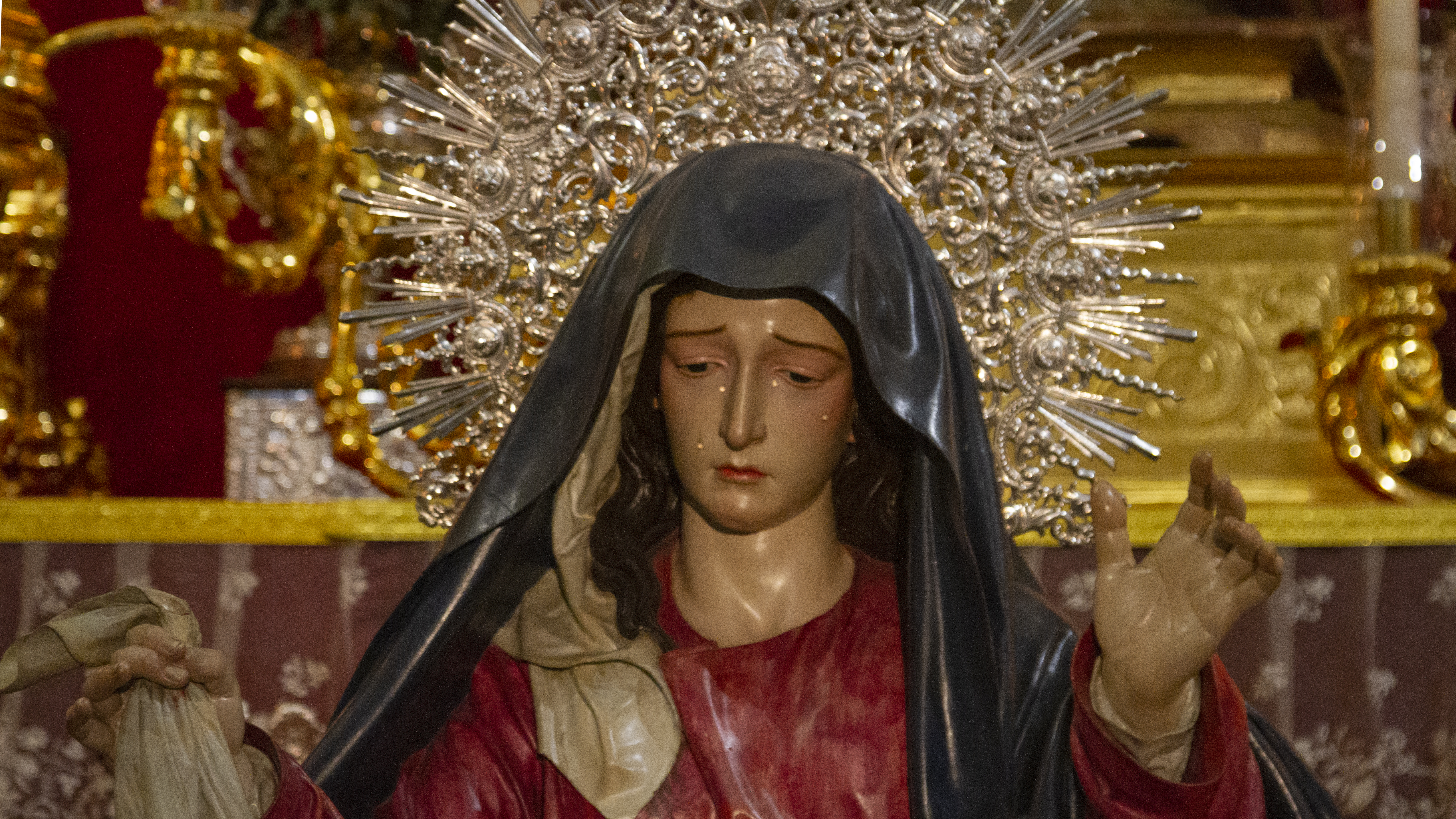 Semana Santa: El Martes Santo Granada se vistió de Esperanza