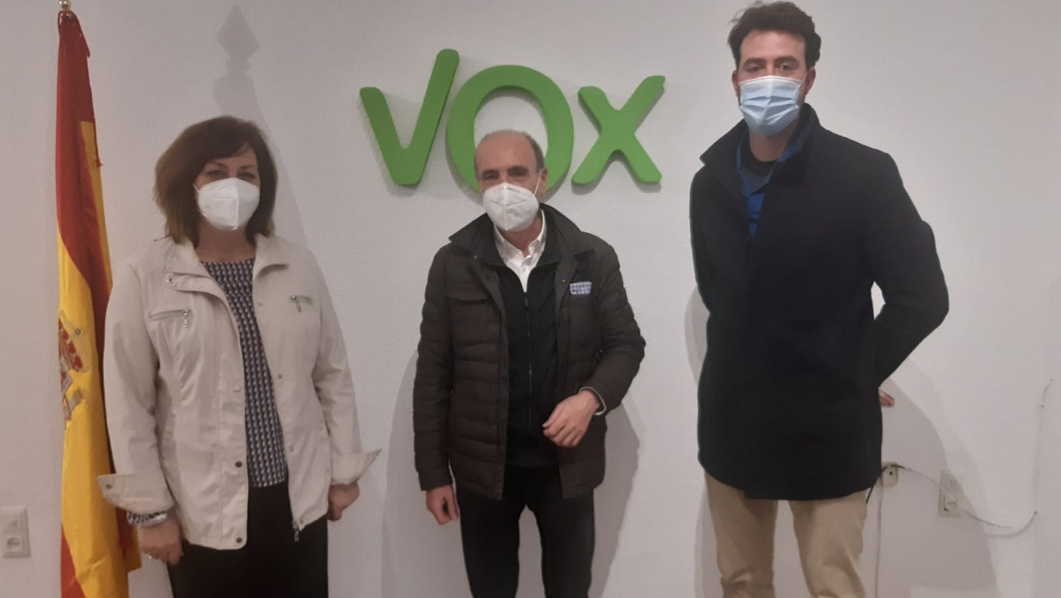 VOX se reúne con las asociaciones del sector agropecuario de Granada