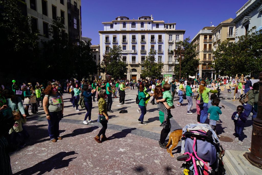 El PSOE apoya las protestas en defensa de las Escuelas Infantiles Municipales