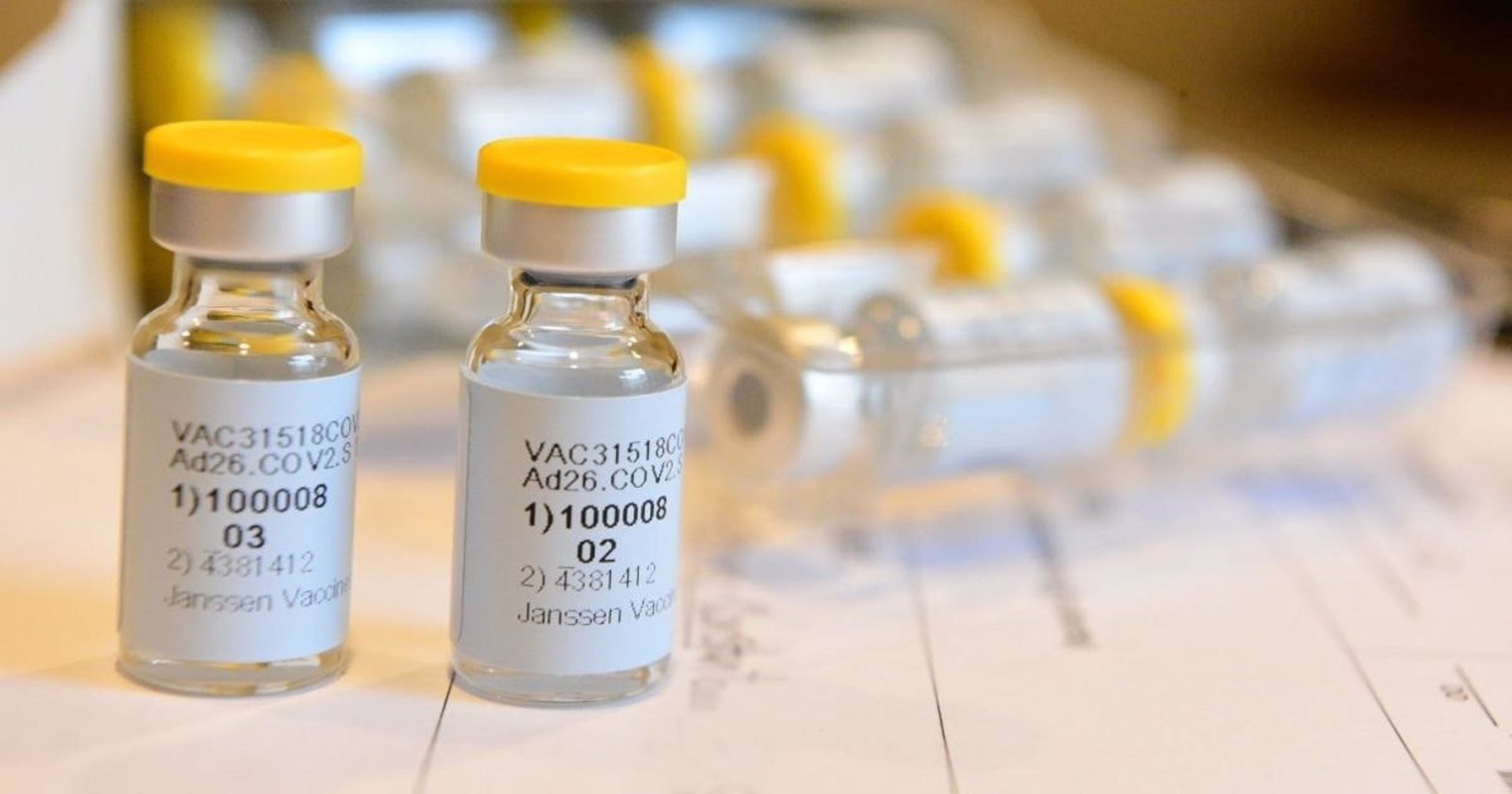 Janssen anuncia que retrasa la distribución de su vacuna en Europa tras la paralización en EE.UU.