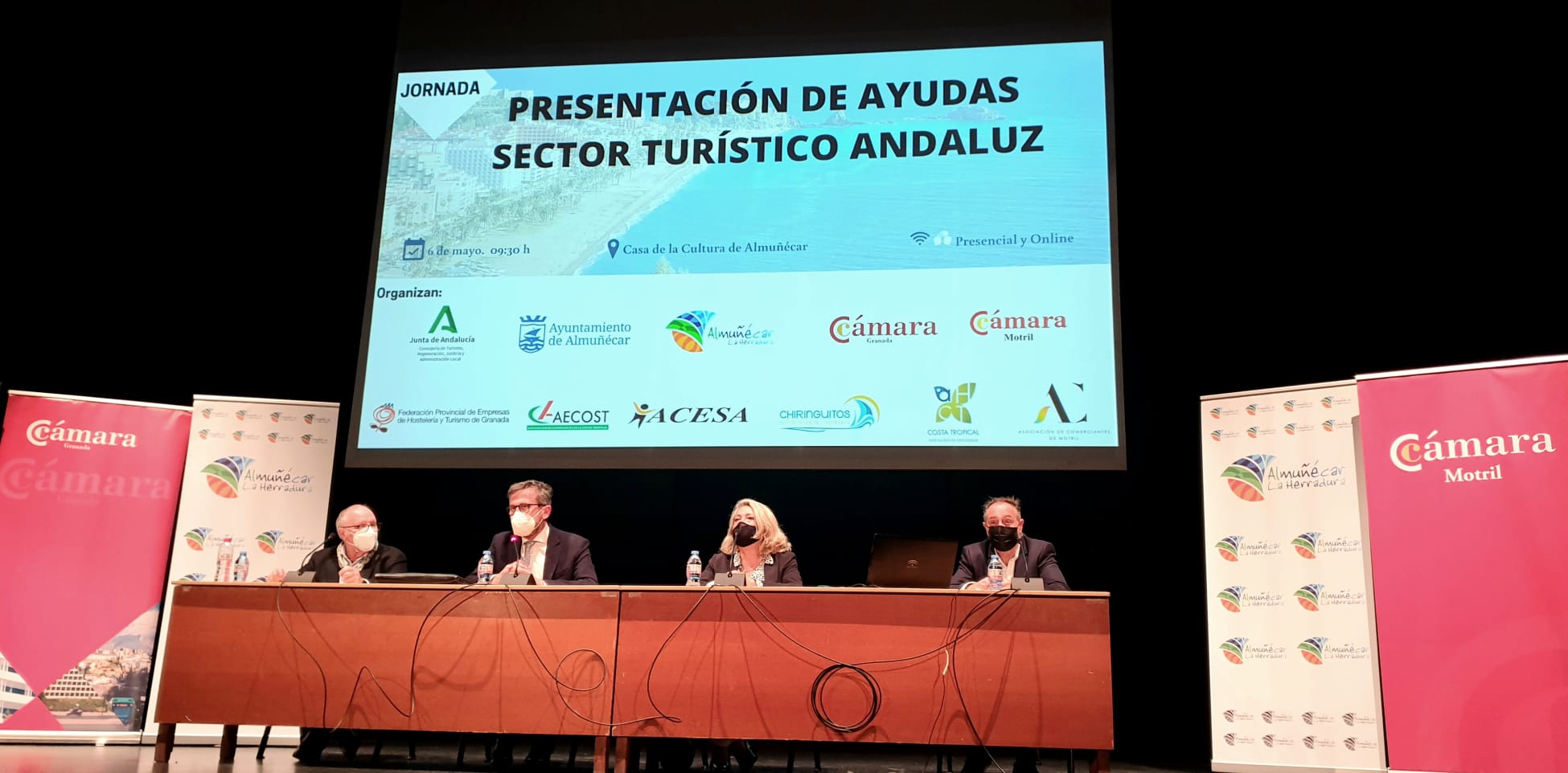 La Junta presenta en Almuñecar la ayudas a empresas turísticas para mantener el empleo y la actividad
