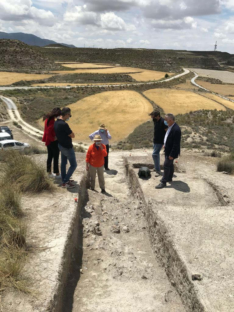 Diputación intervendrá en la conservación de los enclaves arqueológicos de Galera