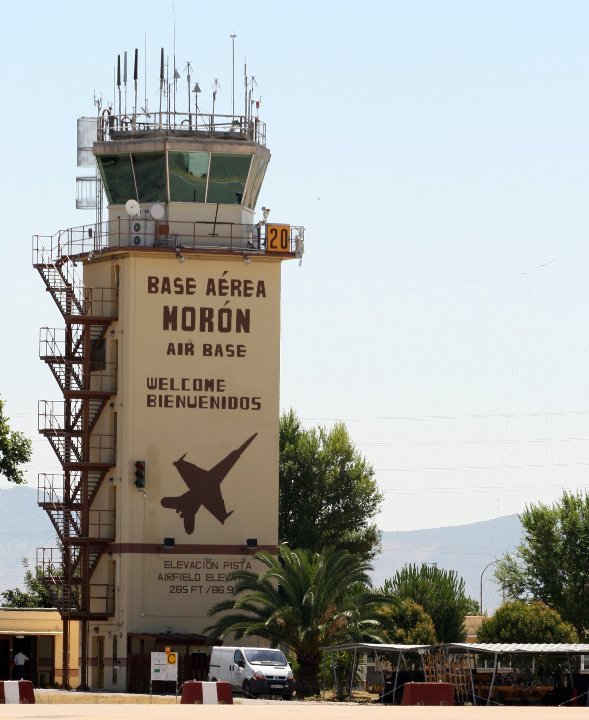 España y EEUU acuerdan el uso de las bases militares de Rota y Morón para acoger a afganos