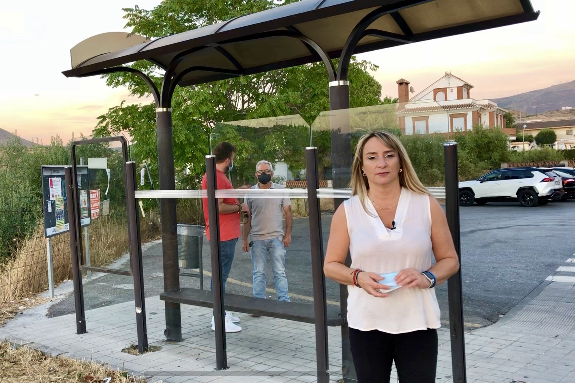 El PSOE de Huétor Vega denuncia que las “deficiencias” en el transporte público excluye a personas con movilidad reducida