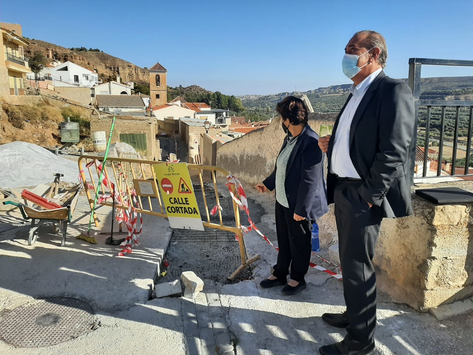 Administración Local ayuda al Ayuntamiento de Beas de Guadix a financiar obras y equipamientos para canalizaciones y limpieza