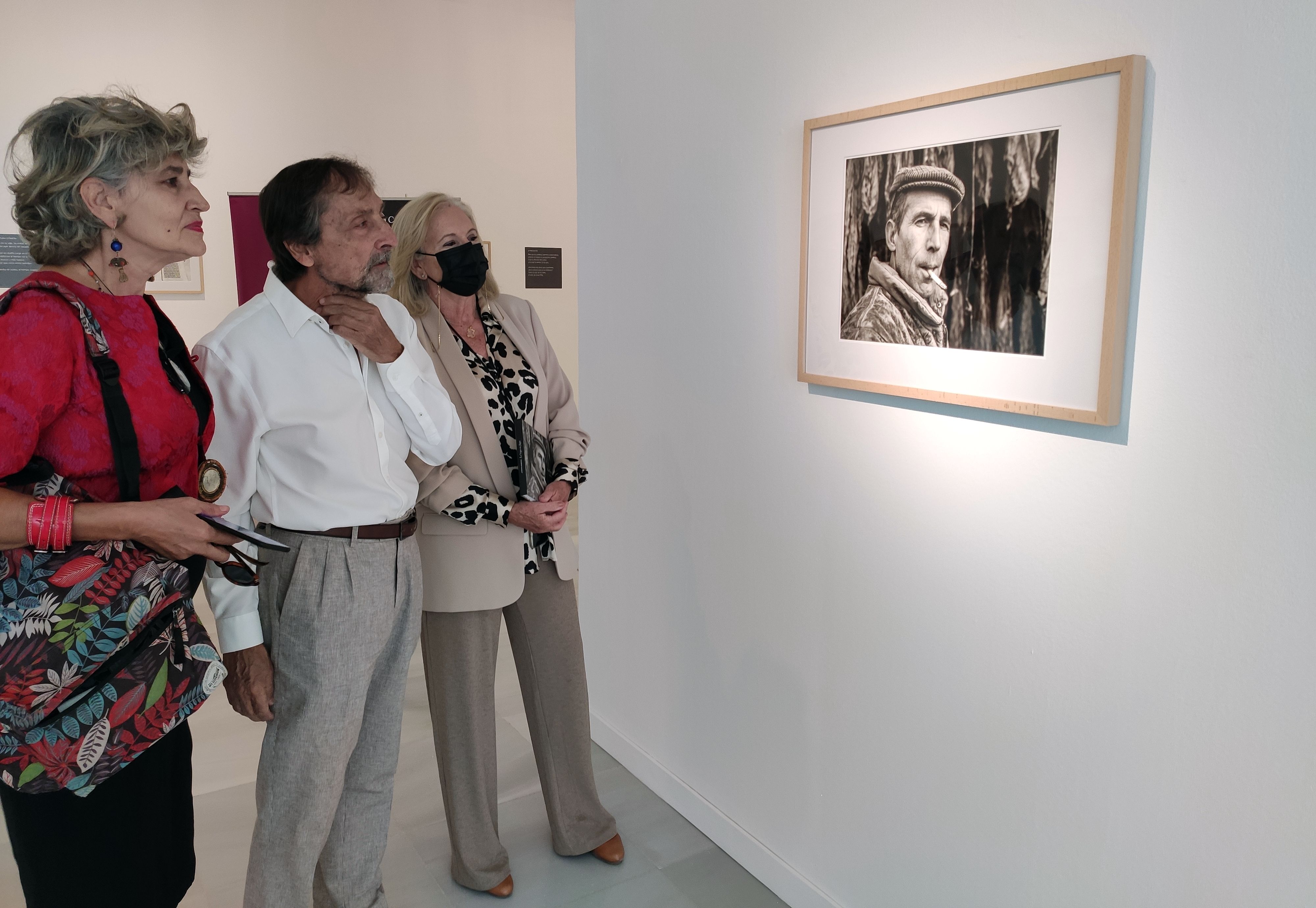 El Centro Cultural CajaGranada acoge la exposición ‘La Vega en fuga’ de Antonio Arabesco