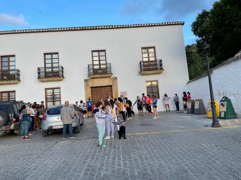 Montefrío organiza una ruta saludable para que los vecinos conozcan los atractivos de su municipio