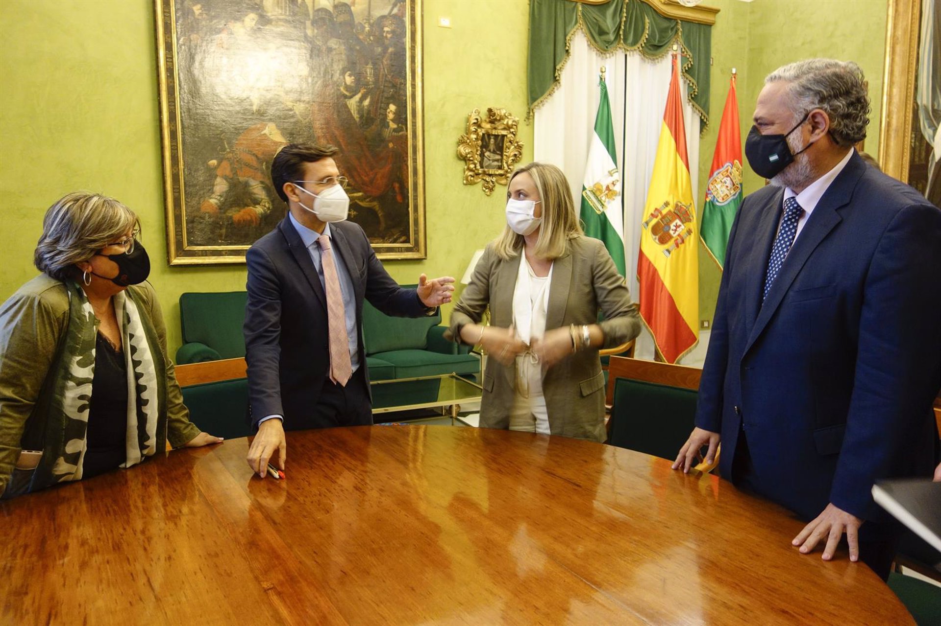 Cuenca y Carazo abordan los principales proyectos para la «reactivación económica» de Granada