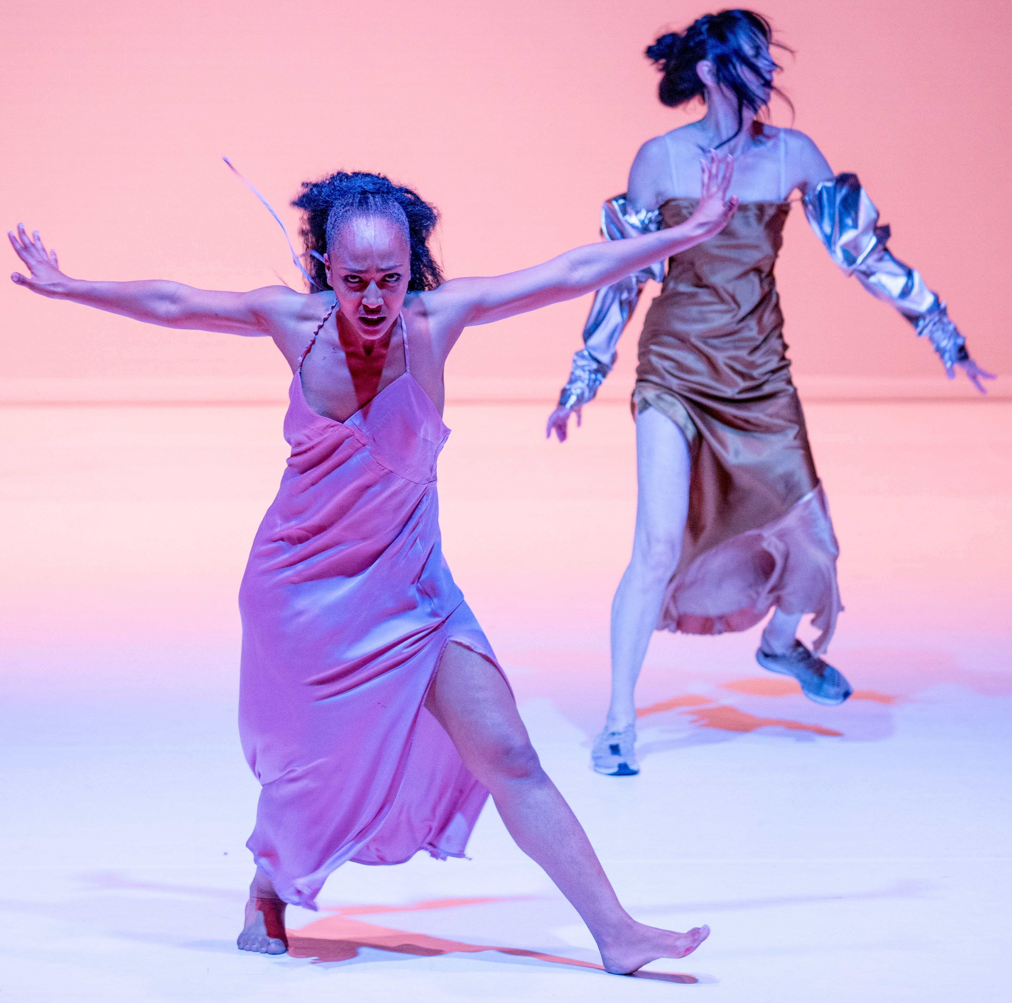 El Teatro Alhambra presenta el montaje de danza-teatro ‘Billy’s violence’ basado en las tragedias de Shakespeare de los belgas Needcompany