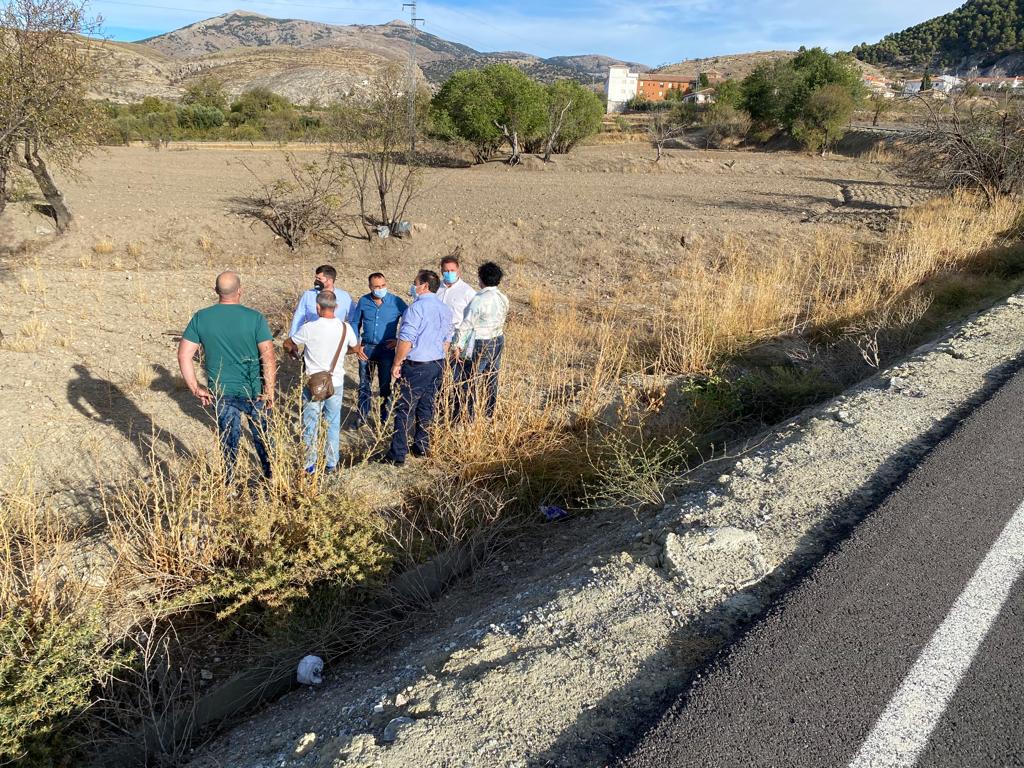 El PP pide a Diputación que limpie los desprendimientos que han dejado sin agua a agricultores de Gor tras el arreglo de una carretera
