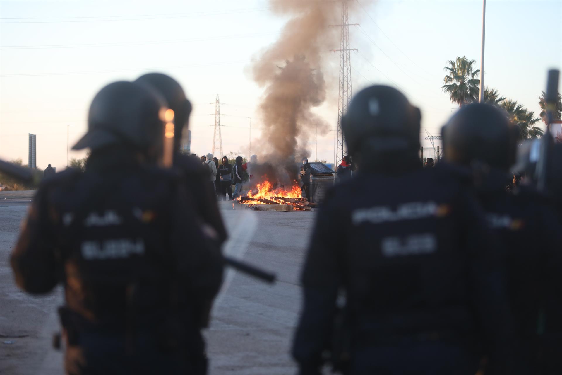 El alcalde de Cádiz pide la dimisión de Marlaska por las detenciones tras los disturbios en la huelga del metal