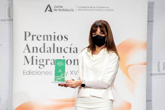 La Fundación Euroárabe recoge el premio ‘Andalucía de Migraciones’