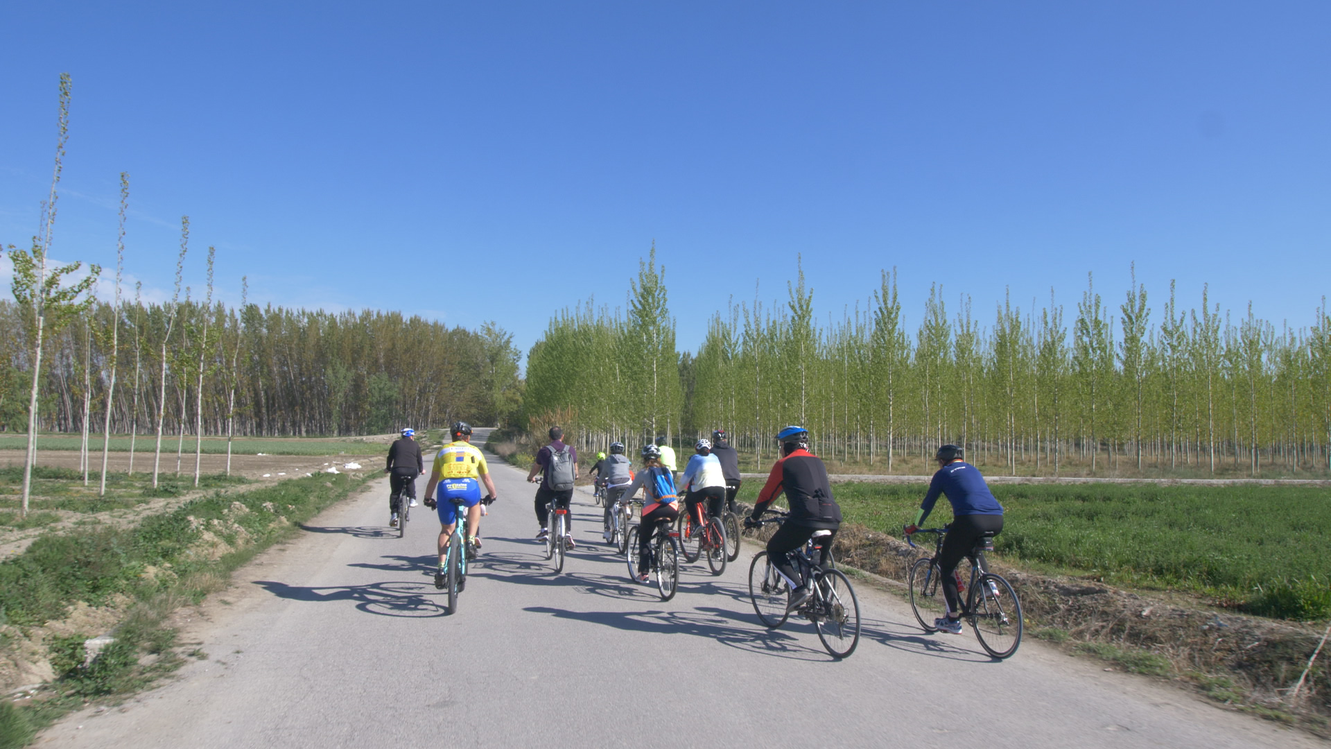 Los turistas que visiten Fuente Vaqueros podrán recorrer en bicicleta los rincones que inspiraron a Lorca